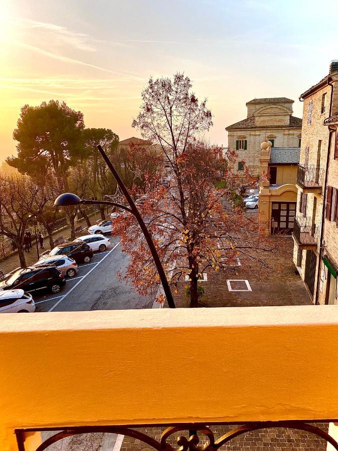 Mogliano B&B Terrazza Sul Borgo المظهر الخارجي الصورة