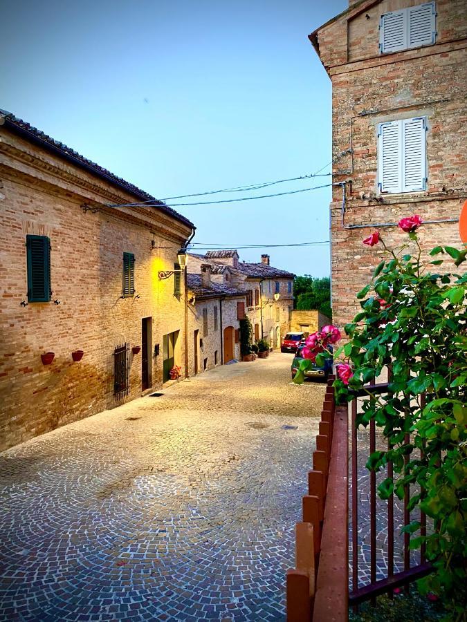 Mogliano B&B Terrazza Sul Borgo المظهر الخارجي الصورة