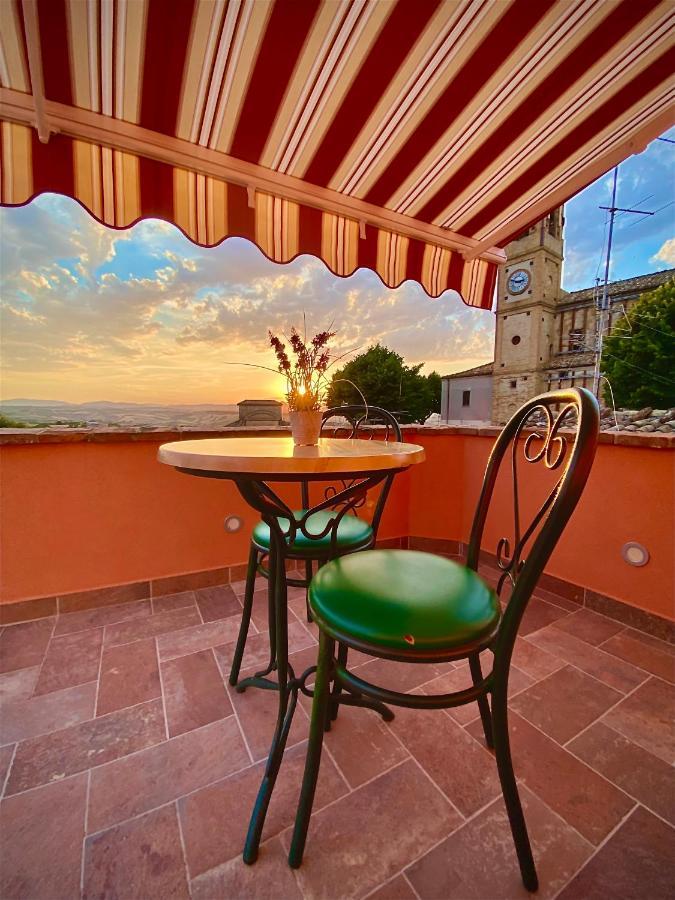 Mogliano B&B Terrazza Sul Borgo المظهر الخارجي الصورة
